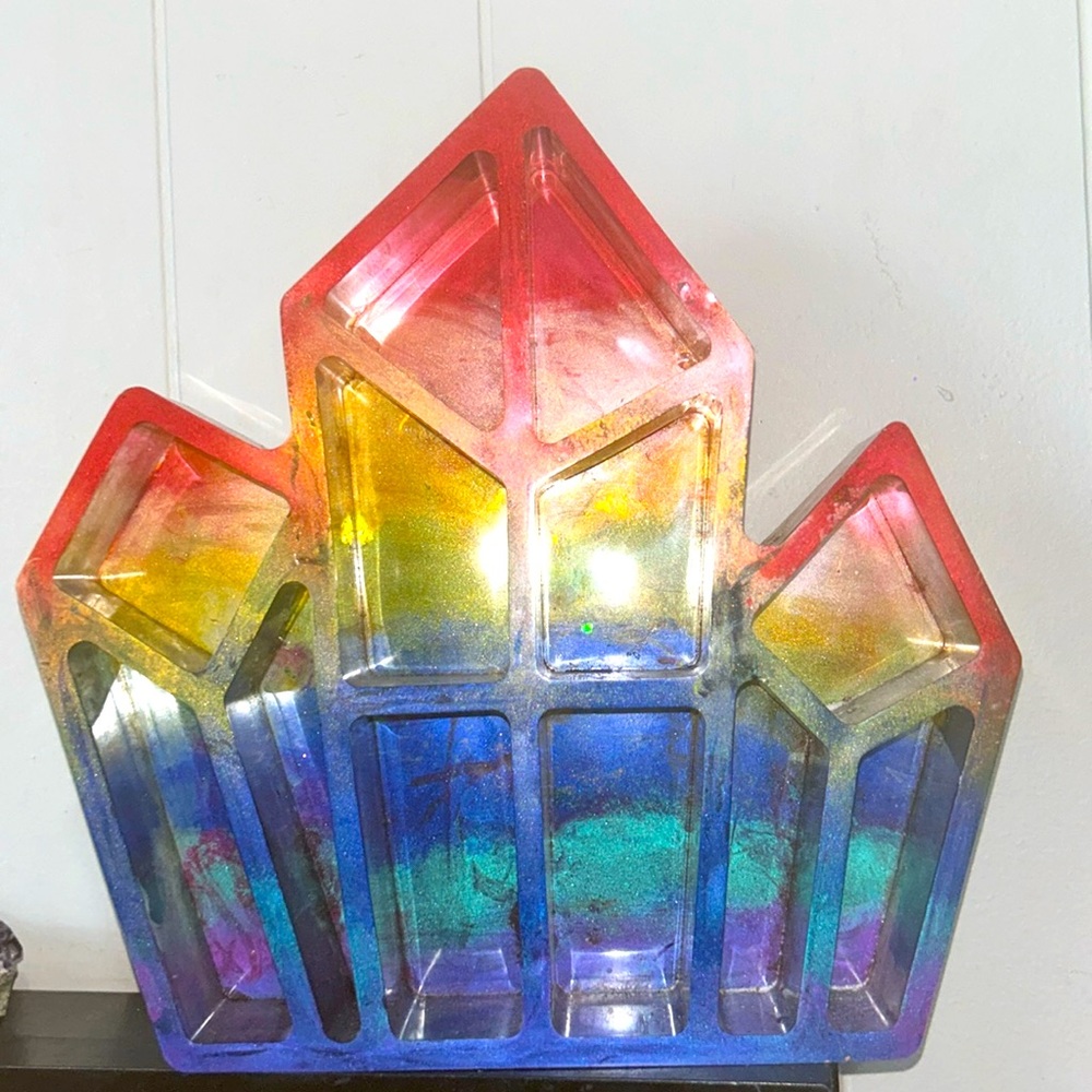 Crystal shelf